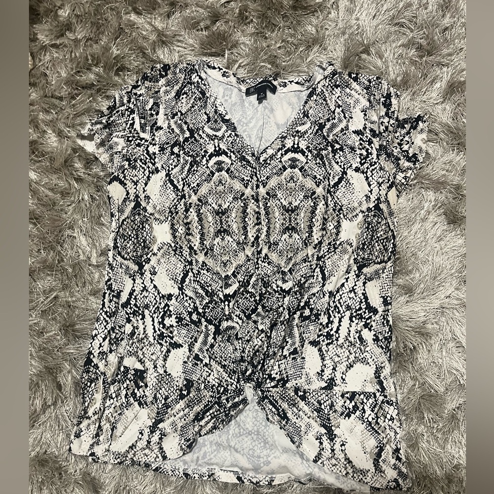 Patterned work top - Picture 3 of 3